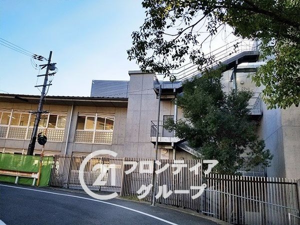 サーパス宇治木幡第2 中古マンション(宇治市立宇治小学校)