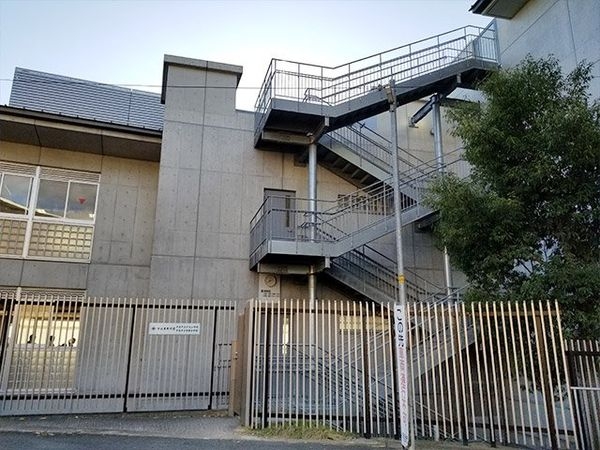 サーパス宇治木幡第2 中古マンション(宇治市立黄檗中学校)