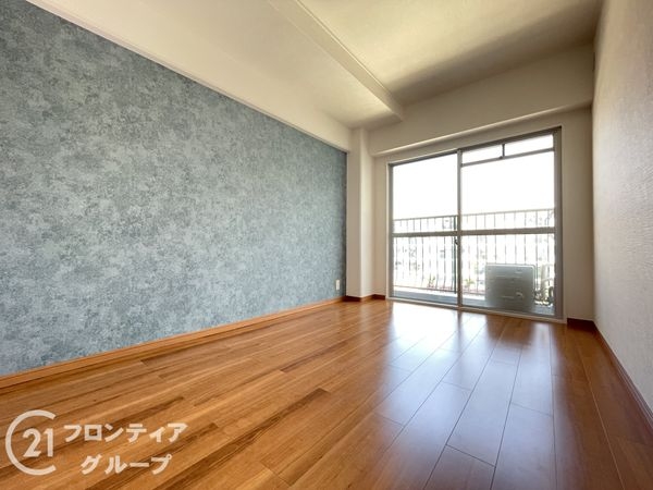 エクセルハイツ新田辺１号棟　中古マンション