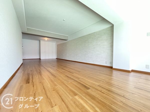 エクセルハイツ新田辺１号棟　中古マンション