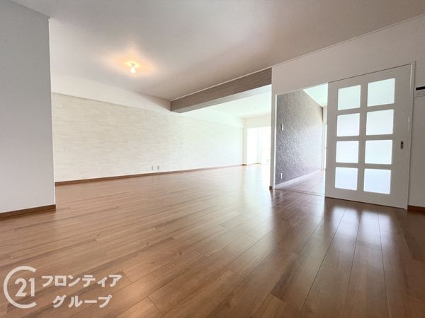 エクセルハイツ新田辺１号棟　中古マンション