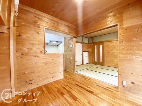 京田辺市大住小林の中古一戸建て