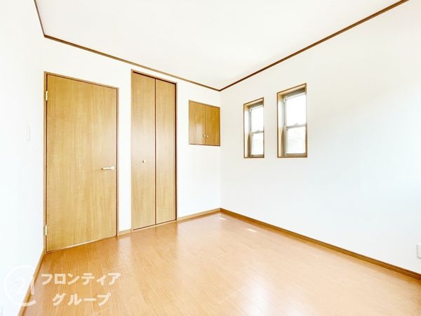 京都市伏見区羽束師鴨川町の中古一戸建て