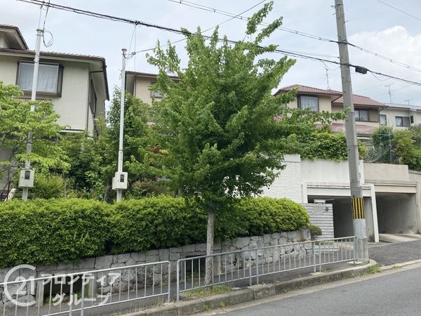 宇治市羽戸山３丁目の中古一戸建て