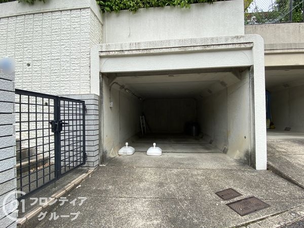 宇治市羽戸山３丁目の中古一戸建て