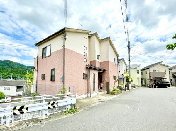 宇治市木幡平尾の中古一戸建て