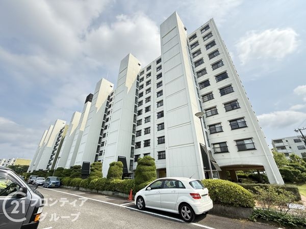 嵐山ロイアルハイツ第3号棟　中古マンション