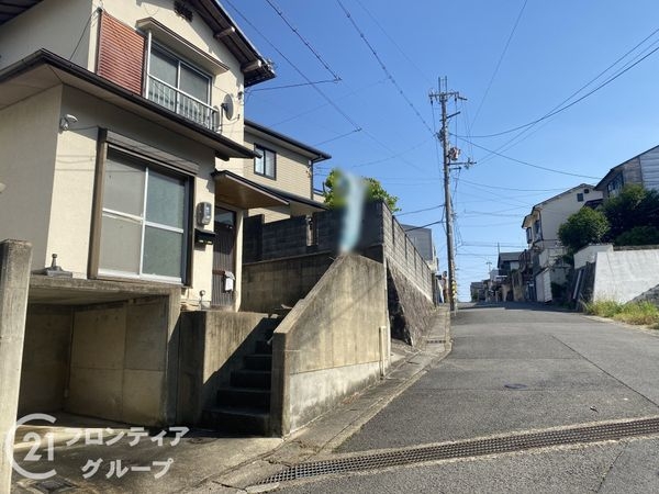 京都市伏見区深草大亀谷万帖敷町の中古一戸建て