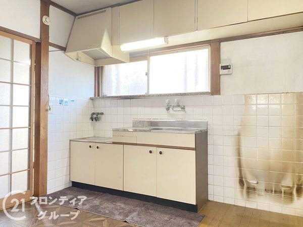京都市伏見区深草大亀谷万帖敷町の中古一戸建て