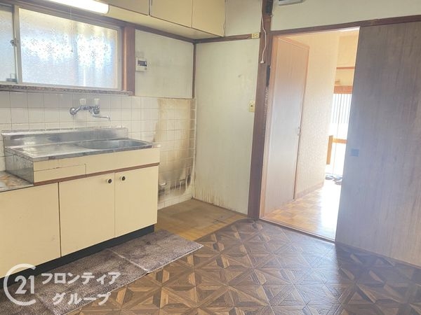 京都市伏見区深草大亀谷万帖敷町の中古一戸建て