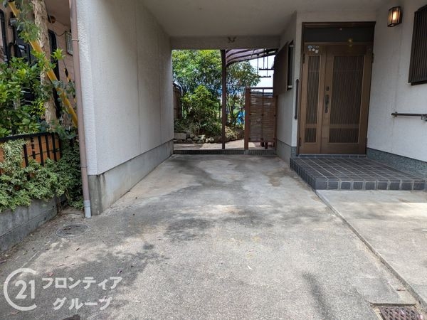 大津市雄琴５丁目の中古一戸建て