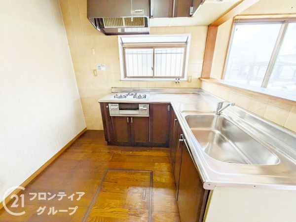 大津市雄琴５丁目の中古一戸建て