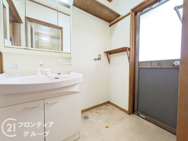 大津市雄琴５丁目の中古一戸建て