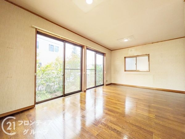 大津市雄琴５丁目の中古一戸建て
