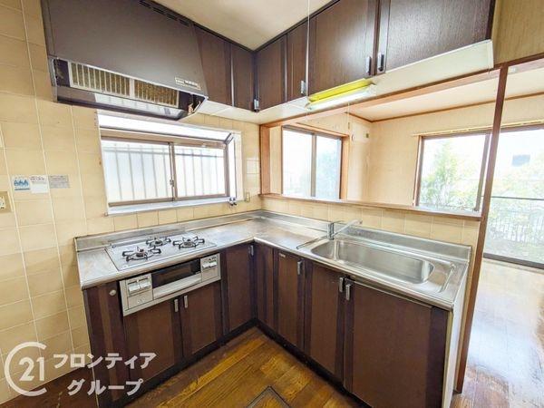 大津市雄琴５丁目の中古一戸建て