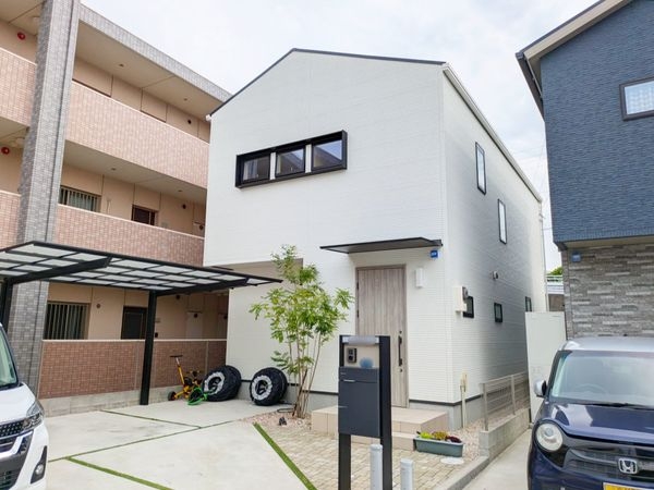 大津市大江７丁目の中古一戸建て