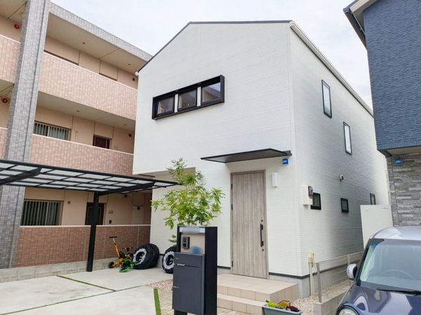 大津市大江７丁目の中古一戸建て