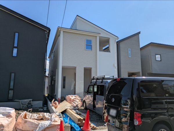 大津市錦織１丁目　新築一戸建て　２号棟