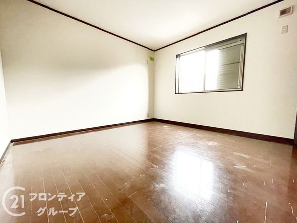 八幡市八幡植松の中古一戸建て