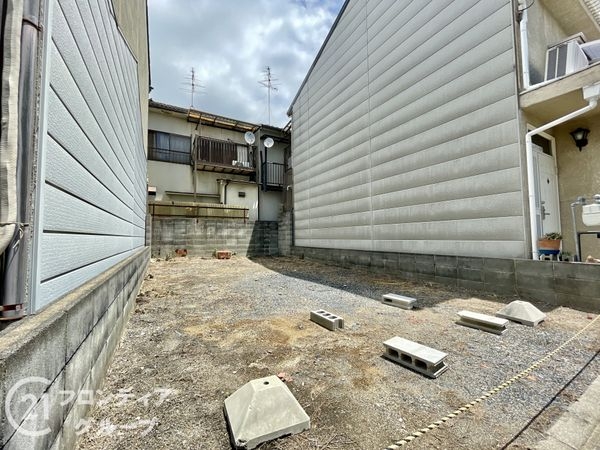 京都市伏見区深草直違橋南１丁目　新築一戸建て