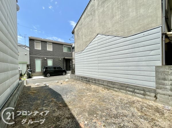 京都市伏見区深草直違橋南１丁目　新築一戸建て