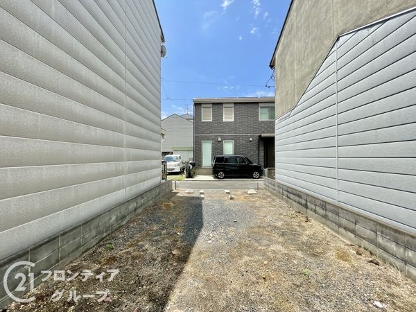 京都市伏見区深草直違橋南１丁目　新築一戸建て