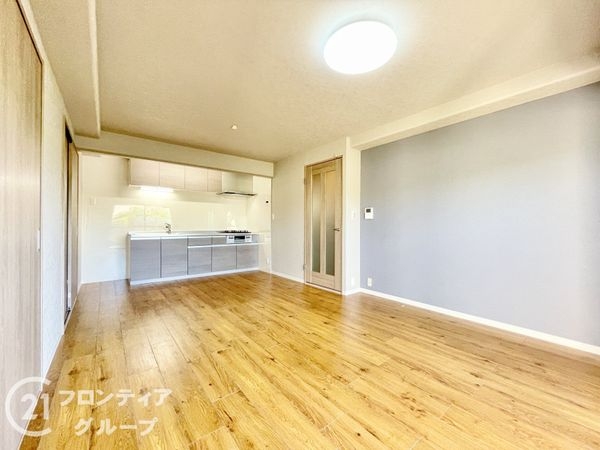 岩清水ビューハイツA棟　中古マンション