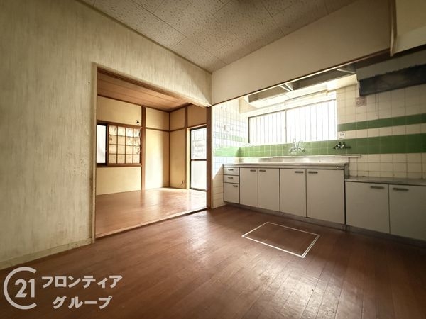 宇治市広野町桐生谷　中古一戸建て