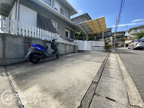 宇治市広野町小根尾の中古一戸建て