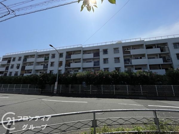 西浦勤労者住宅B棟　中古マンション