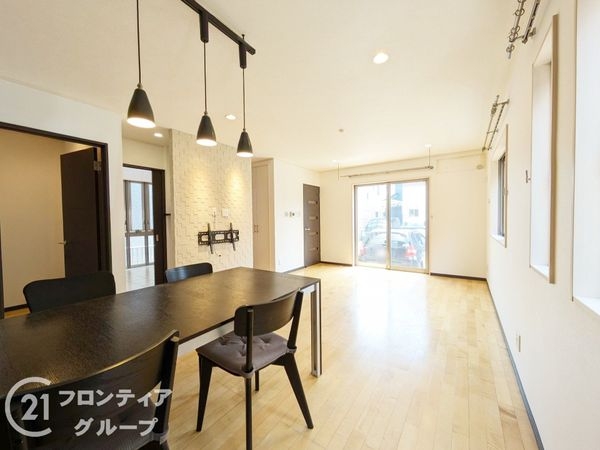 大津市際川４丁目の中古一戸建て