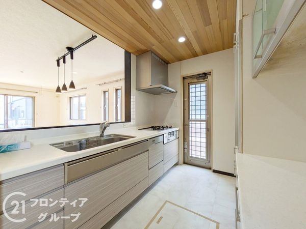 大津市際川４丁目　中古一戸建て
