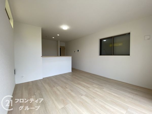 宇治市広野町小根尾　新築一戸建て