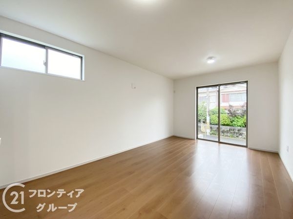 京都市伏見区日野岡西町　新築一戸建て　１期　全１区画