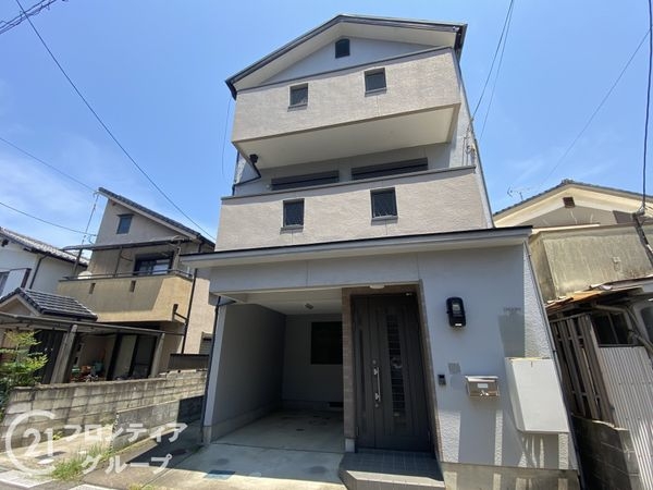 長岡京市東神足１丁目の中古一戸建て