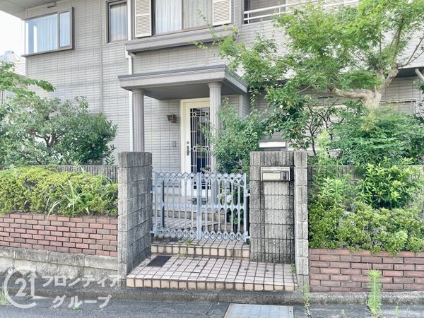 宇治市折居台３丁目の中古一戸建て