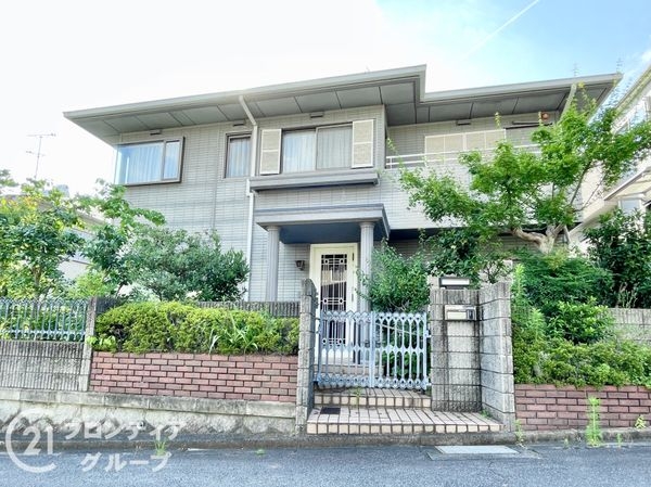 宇治市折居台３丁目の中古一戸建て