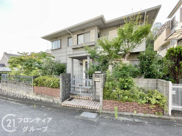 宇治市折居台３丁目の中古一戸建て