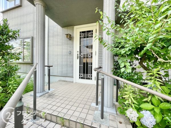 宇治市折居台２丁目　中古一戸建て