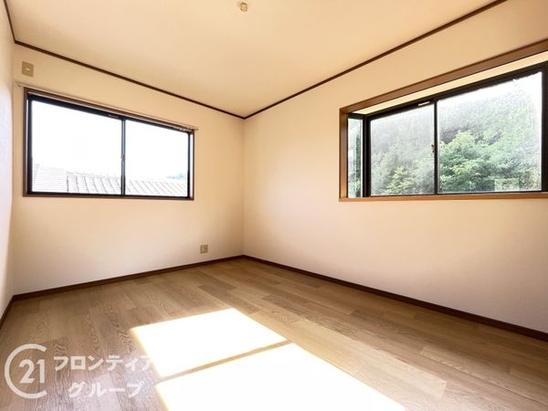 京都市山科区御陵封ジ山町の中古一戸建て