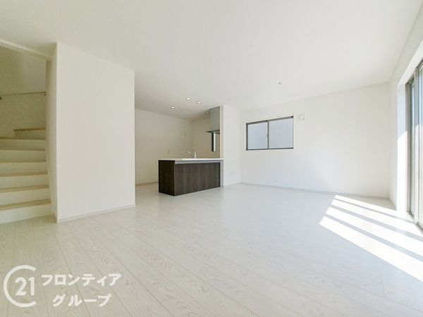 京都市伏見区淀下津町　新築一戸建て　１期　１９号棟