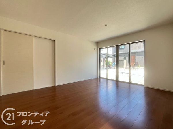 京都市伏見区淀下津町　新築一戸建て　１期　２０号棟