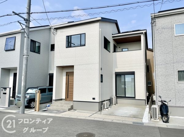 京都市伏見区羽束師菱川町　中古一戸建て