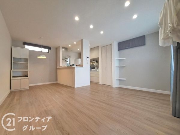 京都市伏見区羽束師菱川町　中古一戸建て