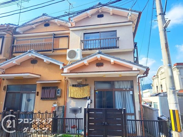 京都市伏見区深草大亀谷西久宝寺町の中古一戸建て