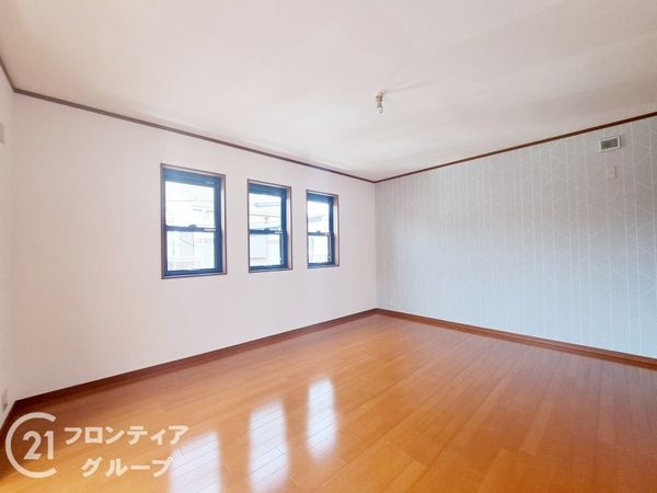 八幡市八幡植松の中古一戸建て