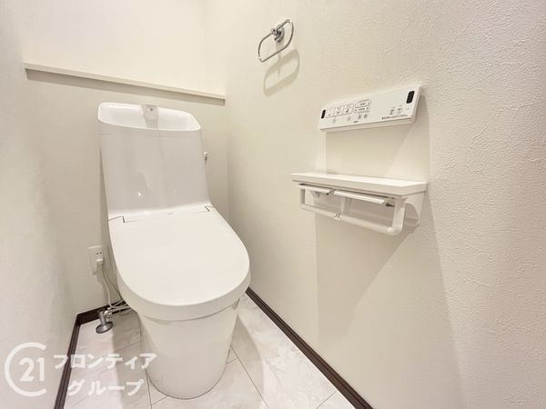 京都市南区久世上久世町　新築一戸建て