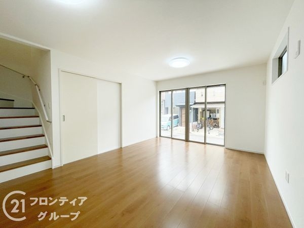 京都市南区久世上久世町　新築一戸建て　5期　1号地