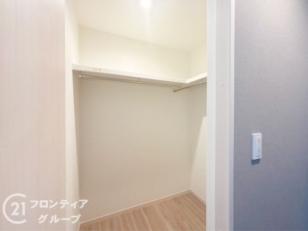 京都市伏見区横大路下三栖山殿　新築一戸建て