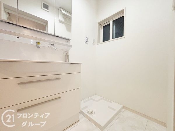 京都市伏見区横大路下三栖山殿　新築一戸建て
